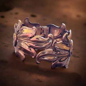 1950’s Renoir Hinged Leaf Shiny Copper Color Cuff Bracelet